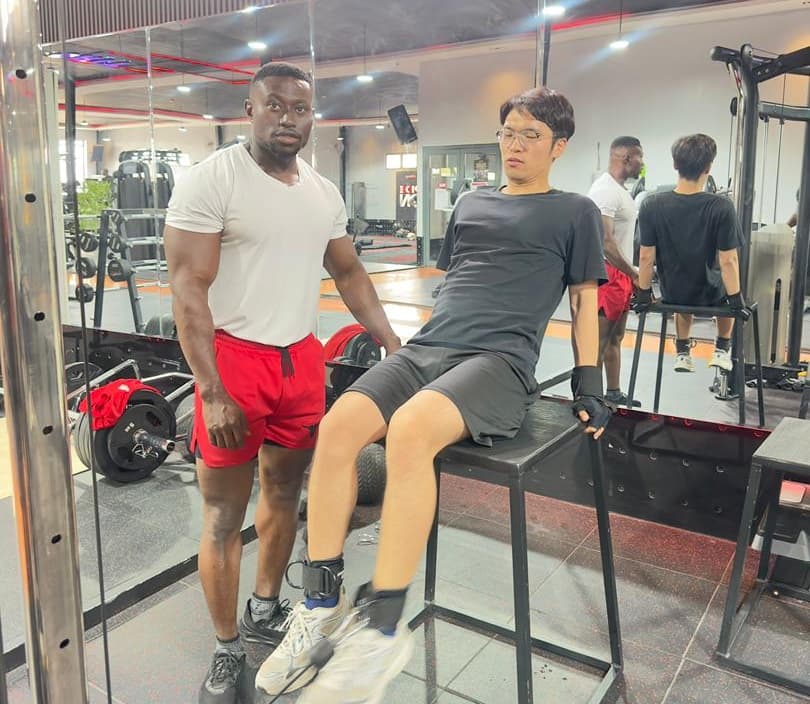 Personal Training training scene