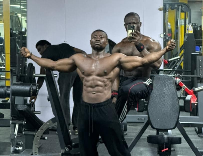 Training partners in the gym